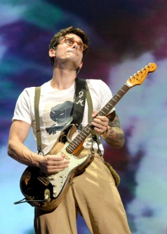 John Mayer at 2014 Budweiser Made In America Festival in Los Angeles. (Photo: Jeff Kravitz/Getty)