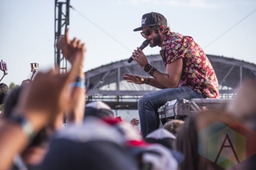 Thomas Rhett performing at Boots and Hearts 2015 on Aug. 9, 2015. (Photo: Alyssa Balistreri/Aesthetic Magazine)