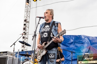 DOA performing at Riot Fest Toronto 2015 at Downsview Park in Toronto, ON on Sept. 19, 2015. (Photo: Dale Benvenuto/Aesthetic Magazine)