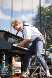 Andrew McMahon In The Wilderness performing at Riot Fest Chicago in Chicago, IL on Sept. 13, 2015. (Photo: Katie Kuropas/Aesthetic Magazine)