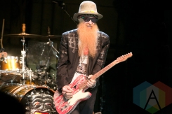 ZZ Top performing at Mountain Winery in Saratoga, CA on Sept. 11, 2015. (Photo: Raymond Ahner/Aesthetic Magazine)