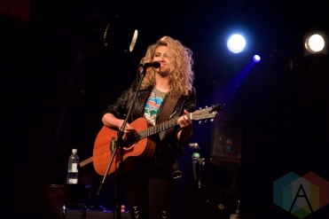 Tori Kelly performing at the Revival Bar in Toronto on May 4, 2016. (Photo: Stephan Ordonez/Aesthetic Magazine)
