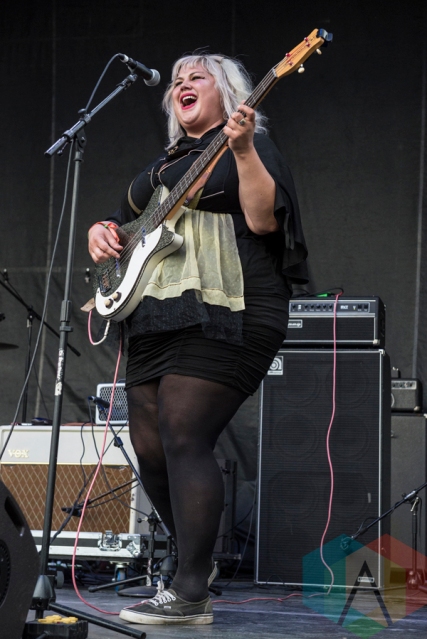 Shannon And The Clams performing at Sasquatch 2016 at The Gorge Amphitheatre in George, Washington on May 28, 2016. (Photo: Kevin Tosh/Aesthetic Magazine)