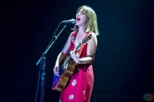 Feist performs at the Polaris Music Prize gala at the Carlu in Toronto on September 18, 2017. (Photo: Orest Dorosh/Aesthetic Magazine)