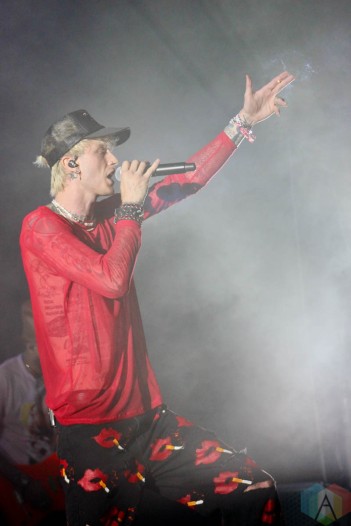CHICAGO, IL - SEPT 19 - Machine Gun Kelly performs at Riot Fest in Chicago, Illinois on September 19, 2021. (Photo: Curtis Sindrey/Aesthetic Magazine)