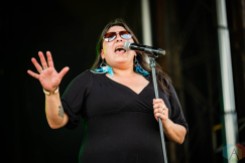 EDMONTON, AB – Aug. 20: Stephanie Harpe Experience performs at the Racetrack Infield in Edmonton, Alberta. on August 20, 2022. (Photo: Tyler Roberts for Aesthetic Magazine)